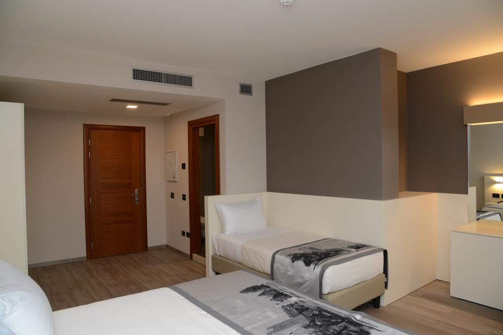 Albergo Roma, BW Signature Collection Кастельфранко-Венето Екстер'єр фото